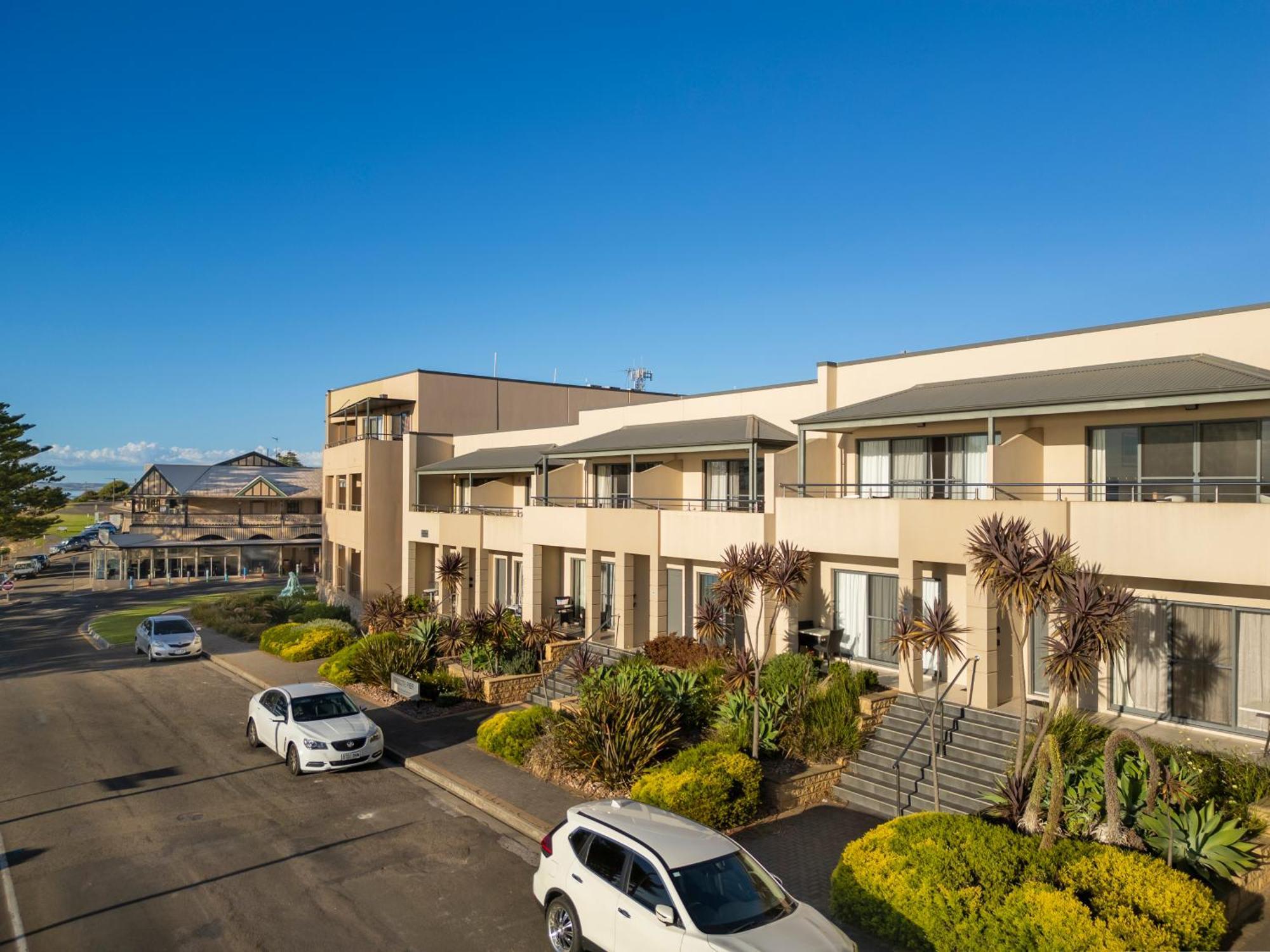 Aurora Ozone Hotel Kangaroo Island Кингскот Экстерьер фото