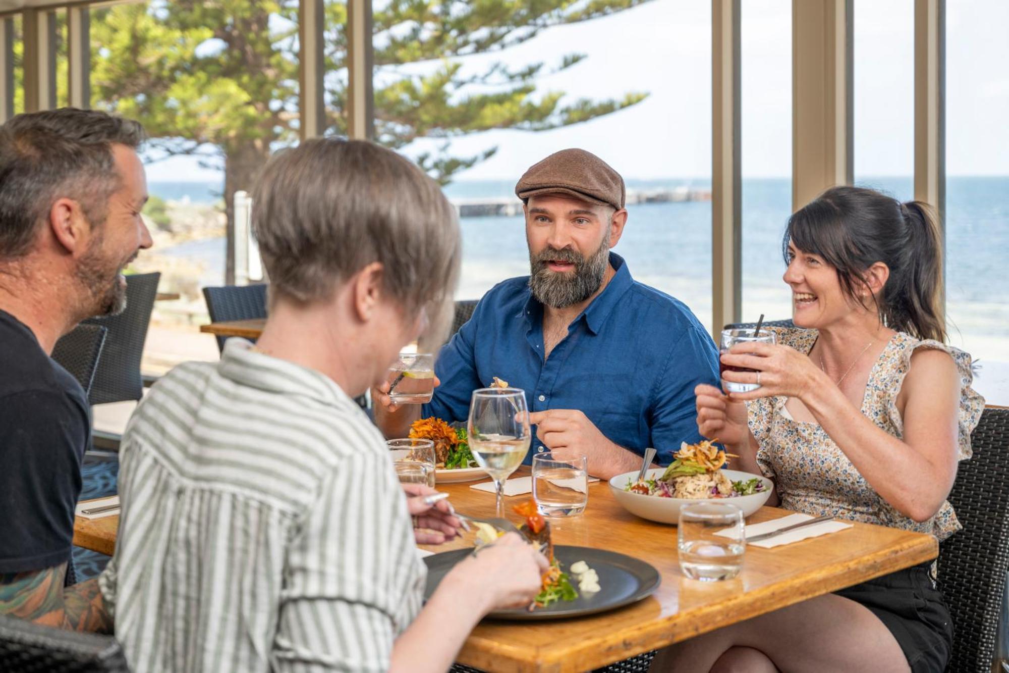 Aurora Ozone Hotel Kangaroo Island Кингскот Экстерьер фото